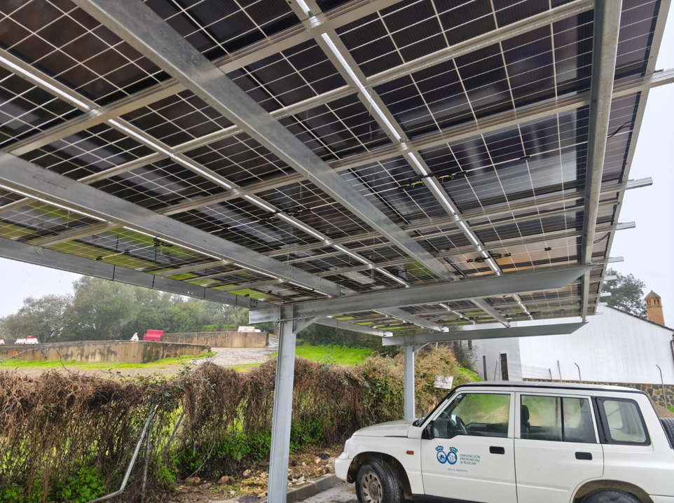 Pérgolas fotovoltaicas en Berrocal